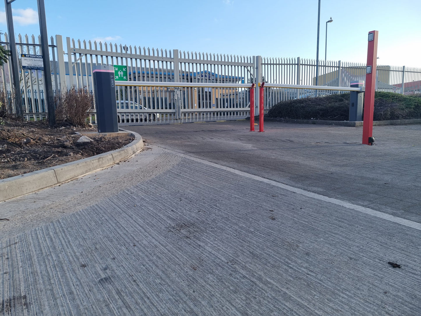 Parking Barriers Entry Systems - Barrier Installers - Car Park Entry Barriers - Automatic Barriers For Car Parks - Auto Gate Barrier