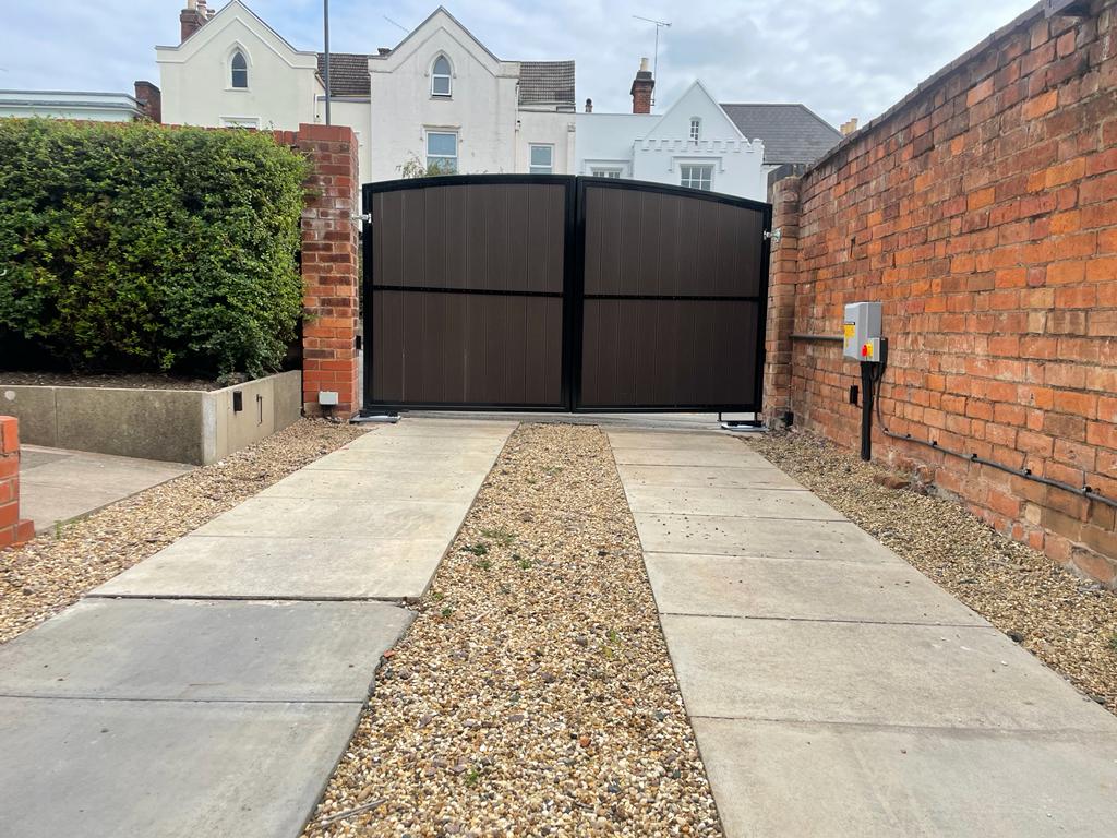 Premium Swing Gate Installation and Replacement Services in Coventry