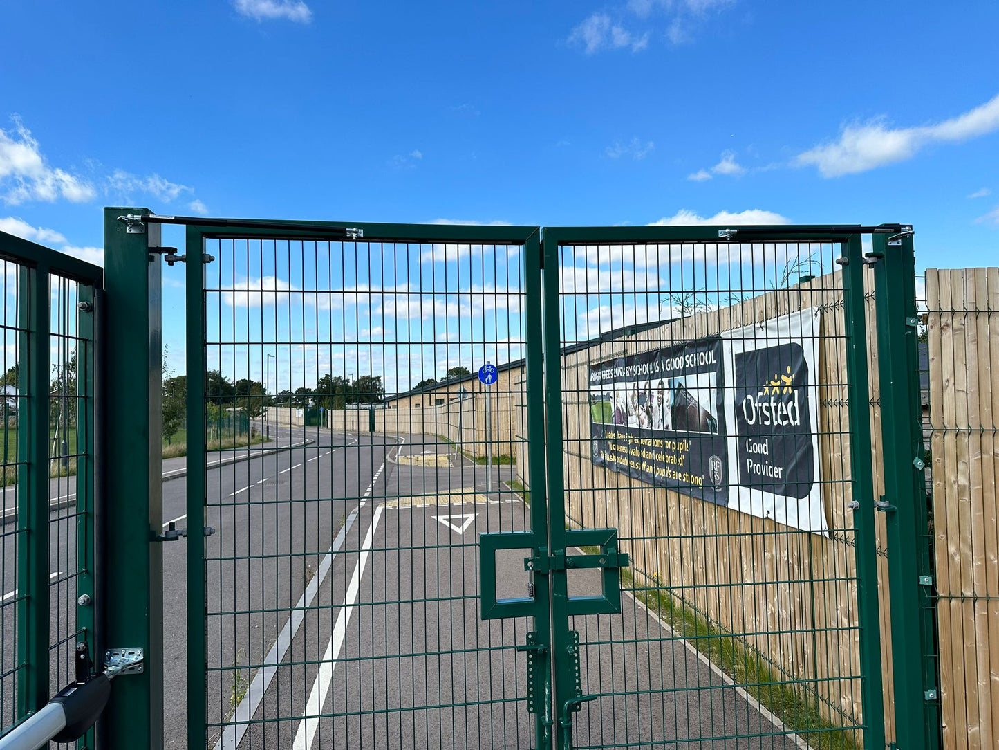 Automatic Commercial and Industrial Gates - Security Metal Gates with Access Control - Iron Metal Electric Driveway Gate