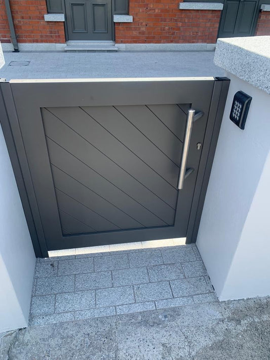 The Flow | Pedestrian Gate