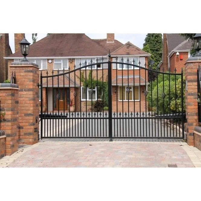 Steel driveway gate - The Ashwood Tall Arch
