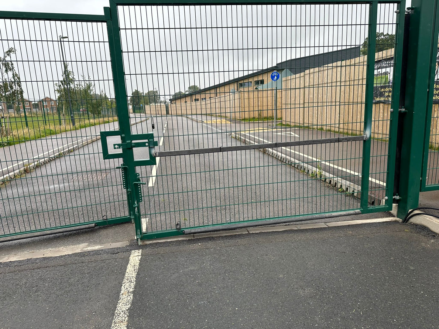 Automatic Commercial and Industrial Gates - Security Metal Gates with Access Control - Iron Metal Electric Driveway Gate