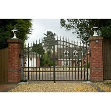 Steel driveway gate - The Sambourne
